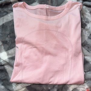Lulu Lemon pink long sleeve shirt